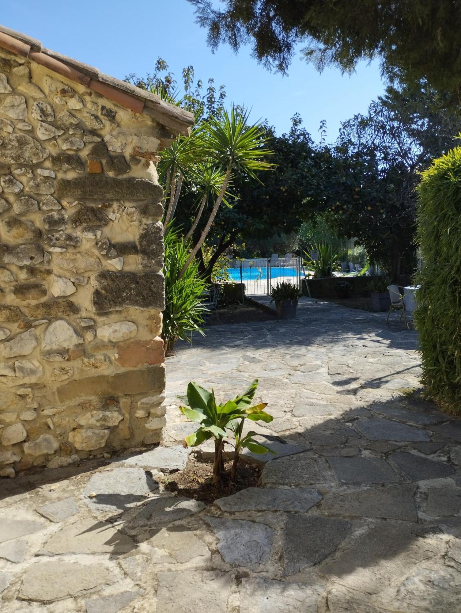 Logis Hotel Restaurant L'Esquielle Saint-Genies-de-Malgoires ภายนอก รูปภาพ