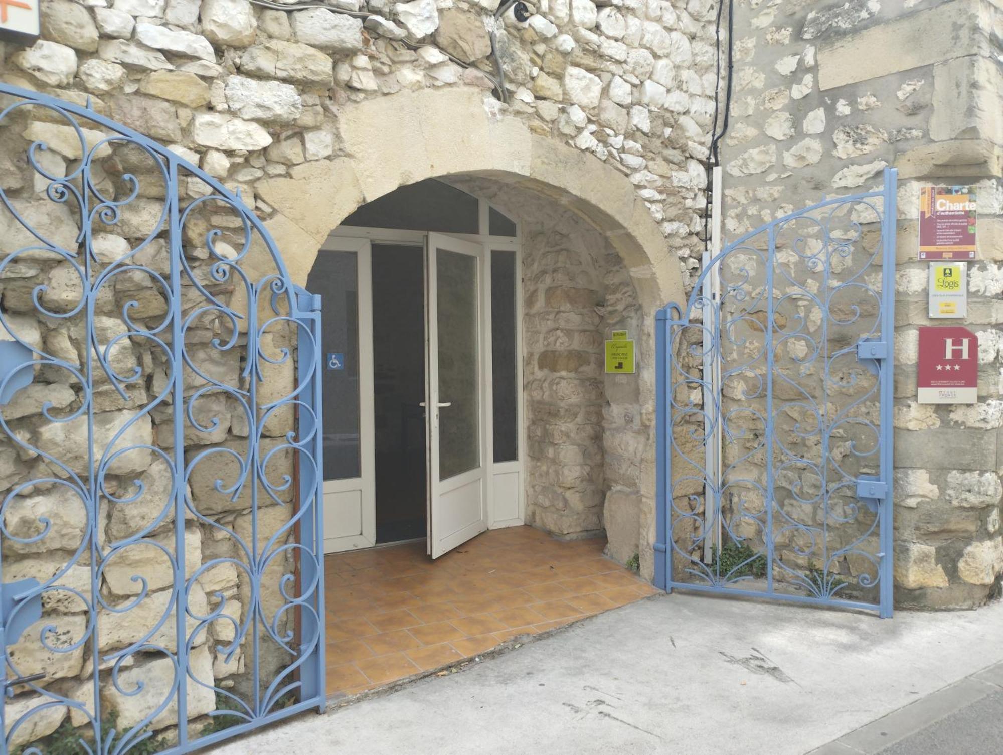 Logis Hotel Restaurant L'Esquielle Saint-Genies-de-Malgoires ภายนอก รูปภาพ