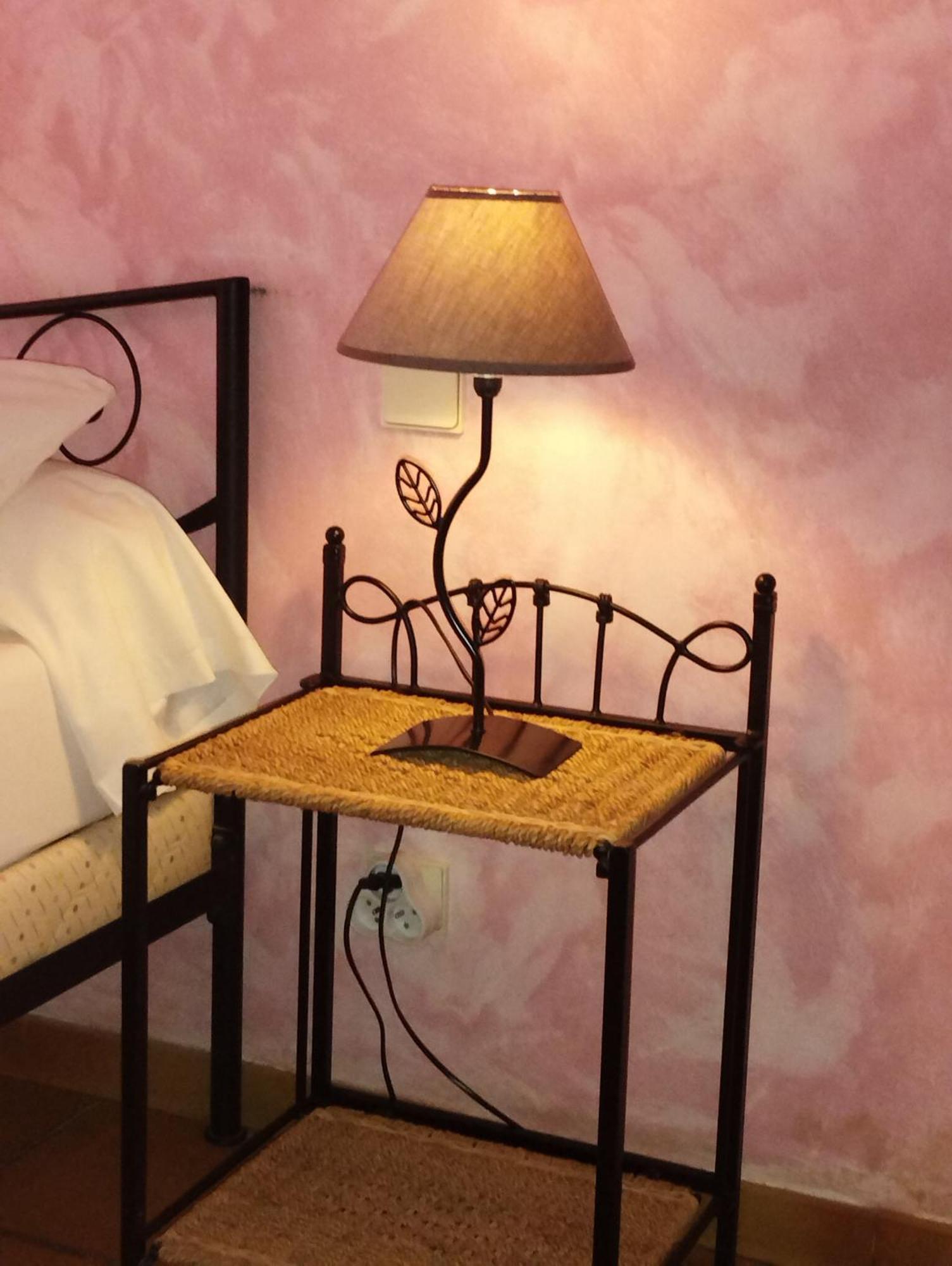 Logis Hotel Restaurant L'Esquielle Saint-Genies-de-Malgoires ภายนอก รูปภาพ