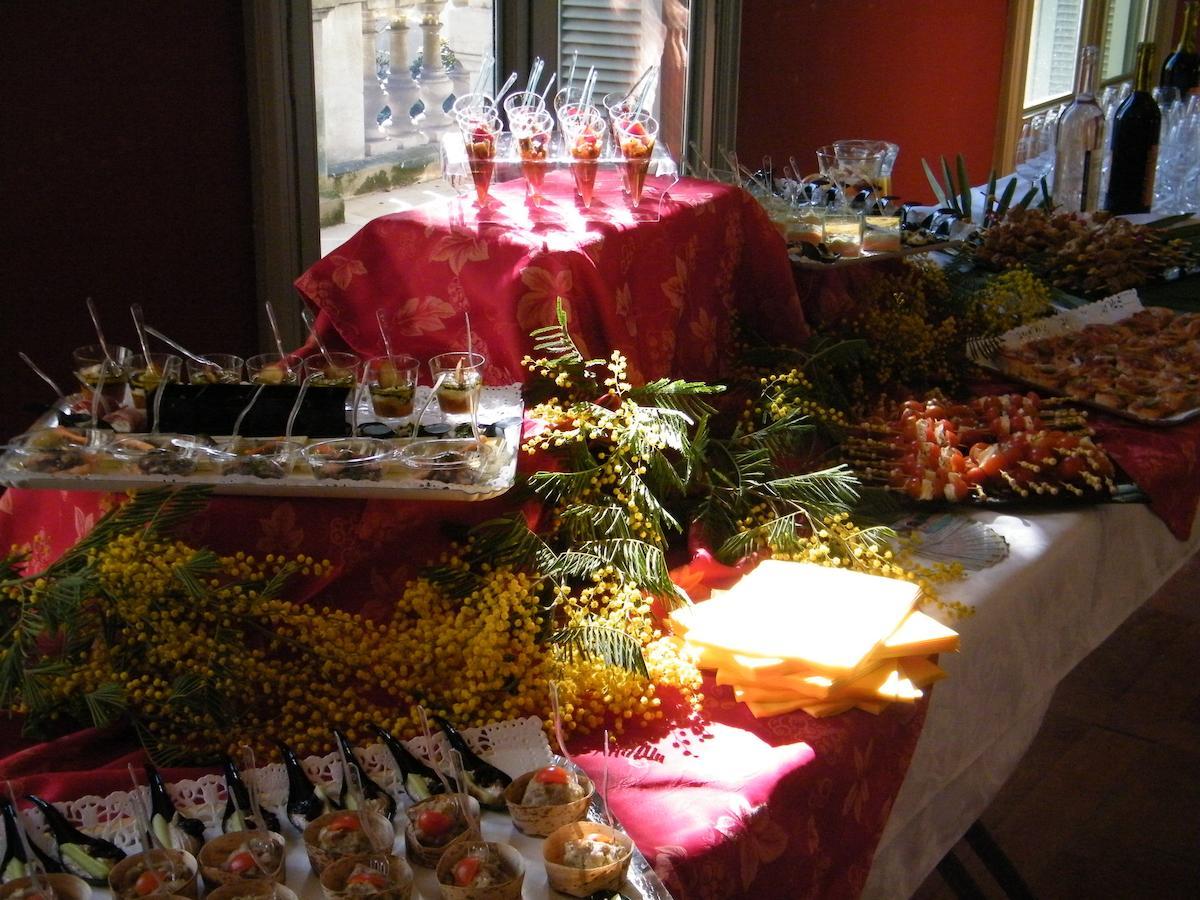 Logis Hotel Restaurant L'Esquielle Saint-Genies-de-Malgoires ภายนอก รูปภาพ